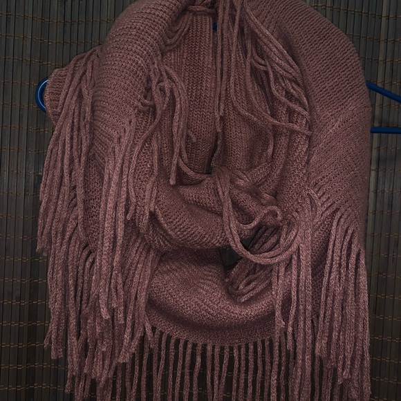Scarf - Picture 2 of 2
